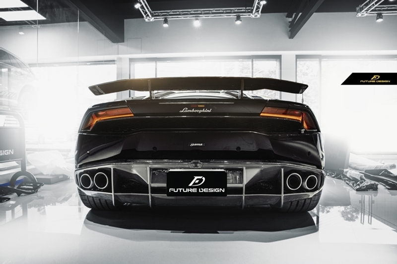 Lamborghini LP610- Novitec style carbon rear diffuser 01